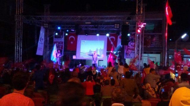 Ahlat’ta 15 Temmuz Demokrasi Ve Milli Birlik Günü