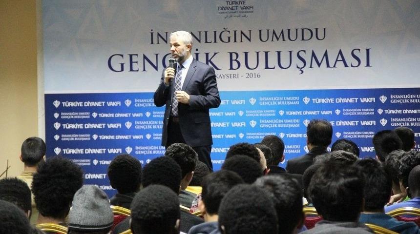 M&uuml;ft&uuml; G&uuml;ven: &ldquo;alim, Bilgisiyle Cihat Eden Kimsedir&rdquo;
