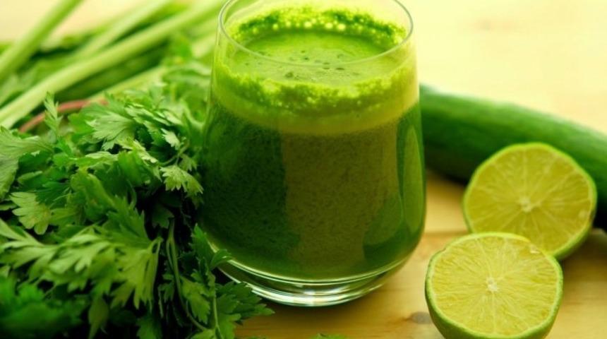 Yeşil Detoks İçeceği