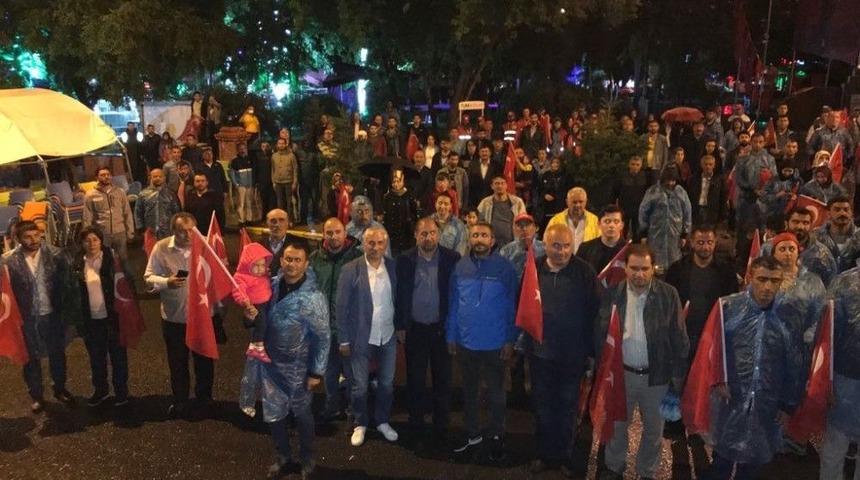 Ardahan&rsquo;da Demokrasi N&ouml;beti Ve Milli Birlik Y&uuml;r&uuml;y&uuml;ş&uuml;