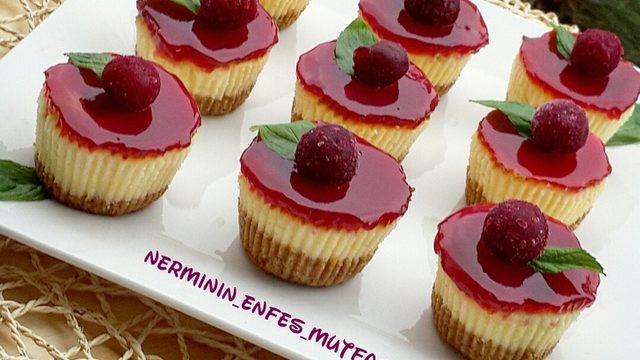 Organik Labneli Mini Cheesecakeler