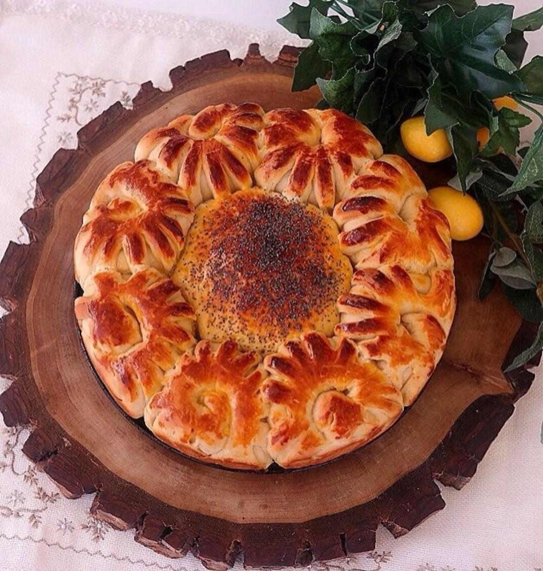 Pastırmalı Şeritli Poğaça