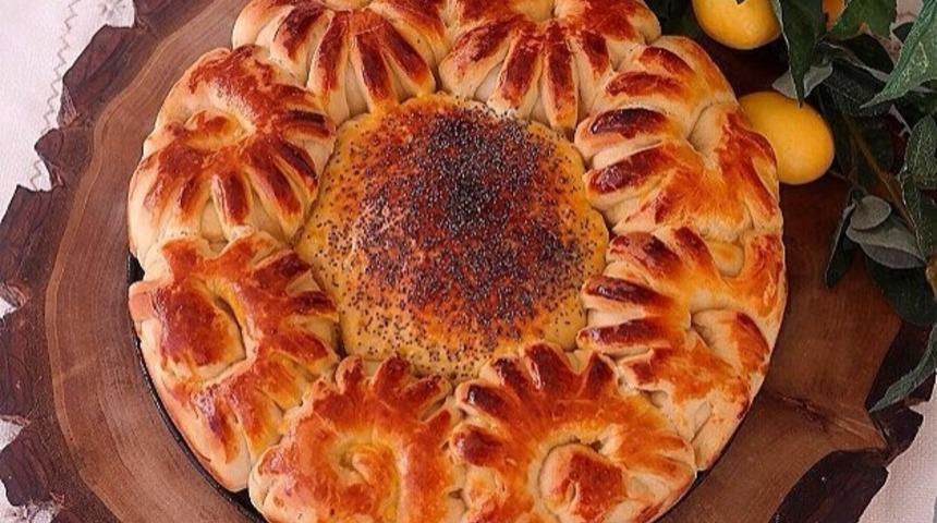 Pastırmalı Şeritli Poğaça