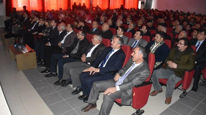 Reşadiye&rsquo;de &rsquo;&ccedil;anakkale Ruhunu Anlamak&rsquo; Konferansı