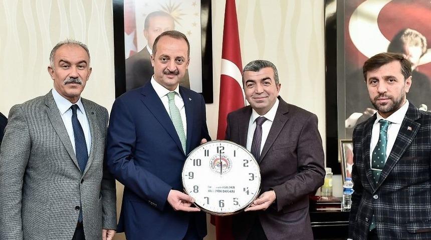 Sinoplular Akg&uuml;l&rsquo;&uuml; Ziyaret Etti