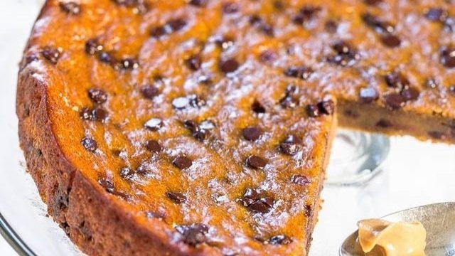 Unsuz, Fıstık Ezmeli ve Çikolatalı Kek