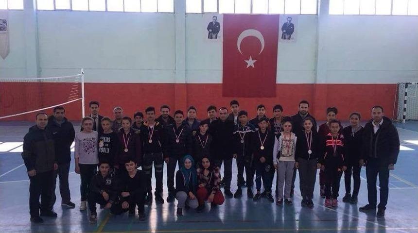 Altıntaş&rsquo;ta Atletizm Geliştirme Projesi Elemelerine İlgi