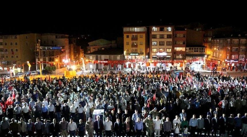 Vali Toprak: &ldquo;15 Temmuz &Ouml;ncesinden Daha G&uuml;&ccedil;l&uuml;y&uuml;z&rdquo;