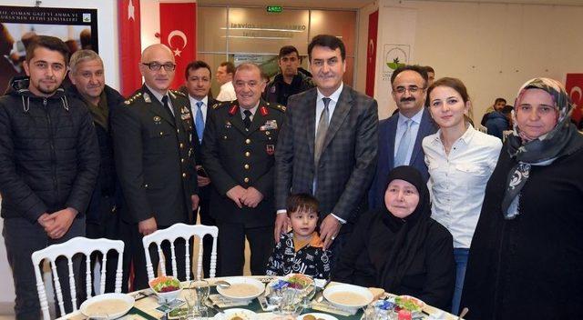 Osmangazi’de Asker Adayları Vatan Nöbetine Uğurlandı