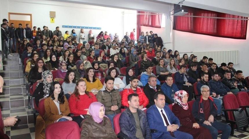 &Uuml;niversite &Ouml;ğrencilerine, Evlilik &Ouml;ncesi Eğitim Semineri