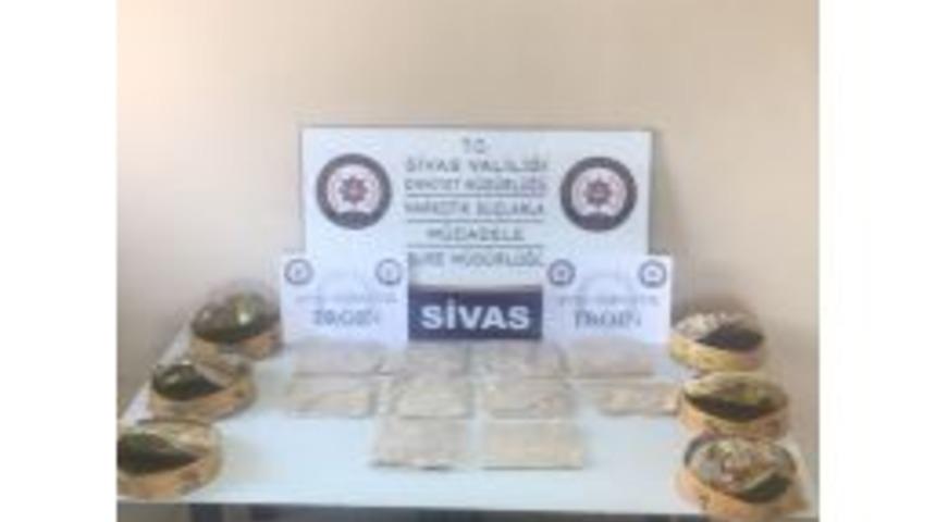 Bal Kutularından Eroin &Ccedil;ıktı