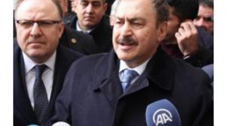 Bakan Eroğlu, Yağış Azlığını Değerlendirdi;