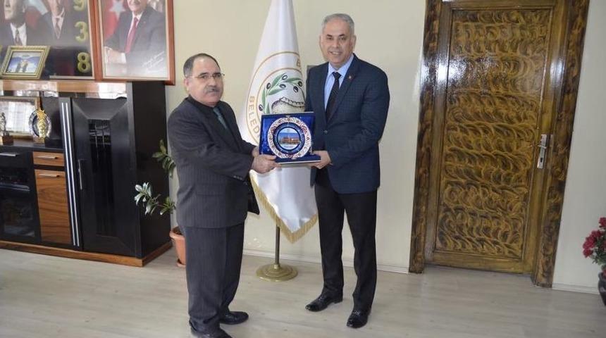 İl M&uuml;d&uuml;r&uuml; Bolat&rsquo;dan, Başkan Yaman&rsquo;a Ziyaret
