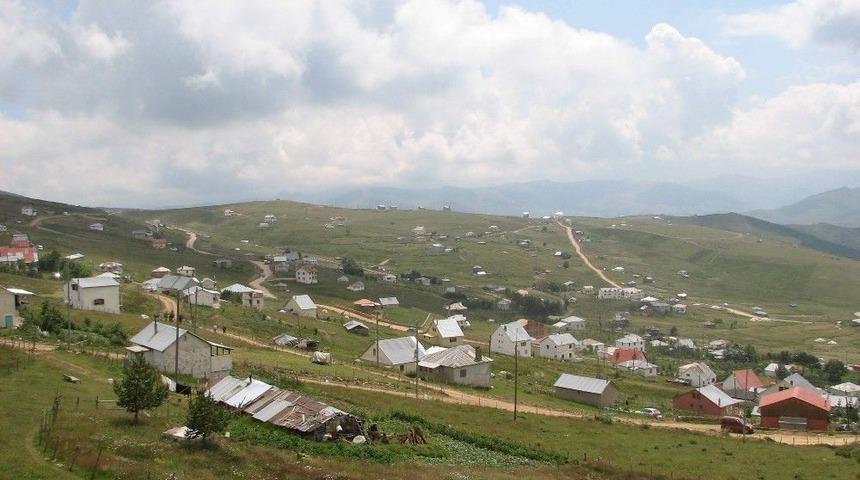 Vali Yavuz&rsquo;dan &lsquo;yaylada Ka&ccedil;ak Yapılaşma Uyarısı&rsquo;