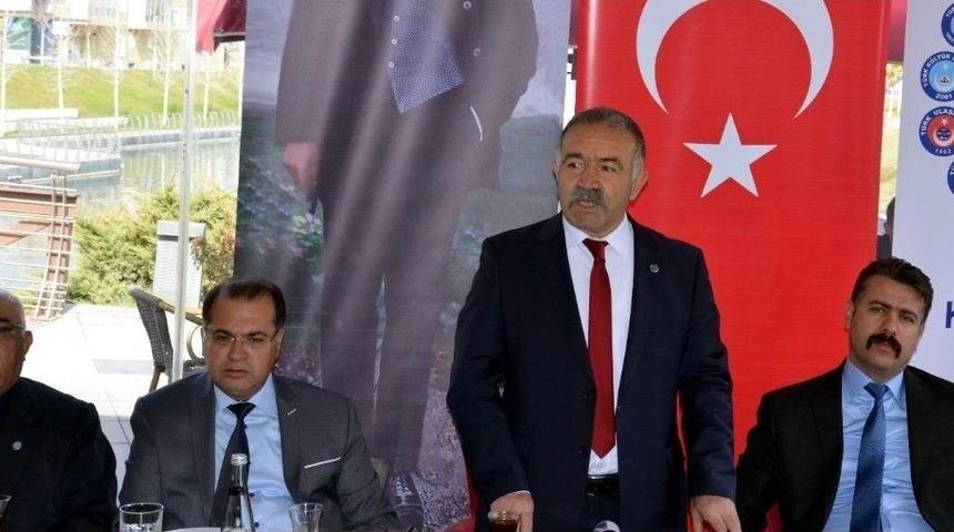 T&uuml;rkiye Kamu-sen Temsilcisi Bilal T&uuml;rk: "memur Alımlarında M&uuml;lakat Kaldırılmalı"