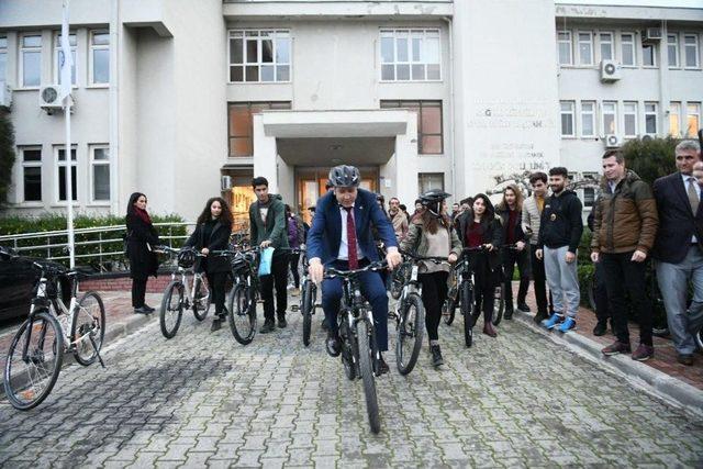 Ege’li Öğrenciler Kendi Bisikletlerini Tasarladı