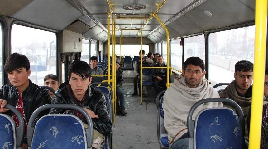 Erzurum’da 2 Günde 300 Kaçak Göçmen Yakalandı