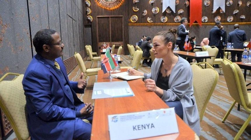 T&uuml;rkiye Mezunları Ankara İş D&uuml;nyası Buluşması Konferansında İkinci G&uuml;n