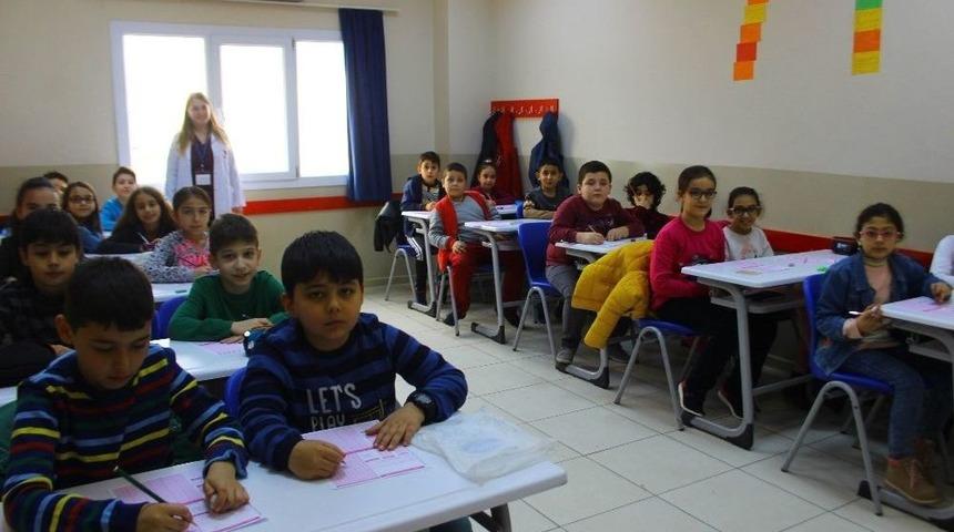 Değişim Koleji Bursluluk Sınavına &Ouml;ğrenci Akını