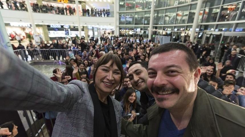 &rsquo;g&ouml;revimiz Tatil&rsquo; Filminin Galası Antalya&rsquo;da Yapıldı