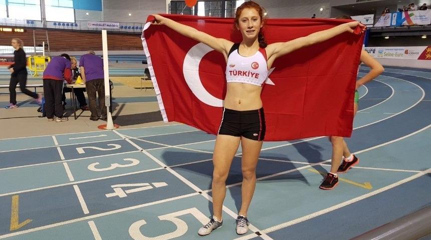 D&uuml;nya Şampiyonu Oldular