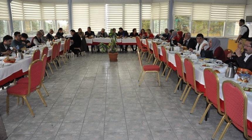 Anadolu Basın Yayın Birliği Başkanlar Kurulu Toplantısı Simav&rsquo;da Yapıldı.