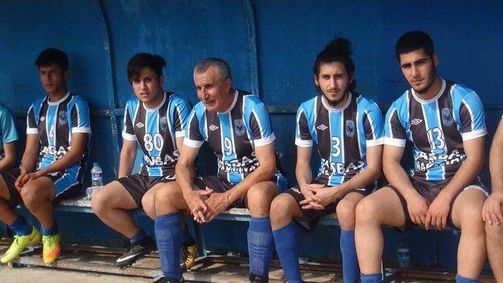 69’luk Futbolcu Kunt; Osmaniye’de Takımıyla İlk Maçına Çıktı G4