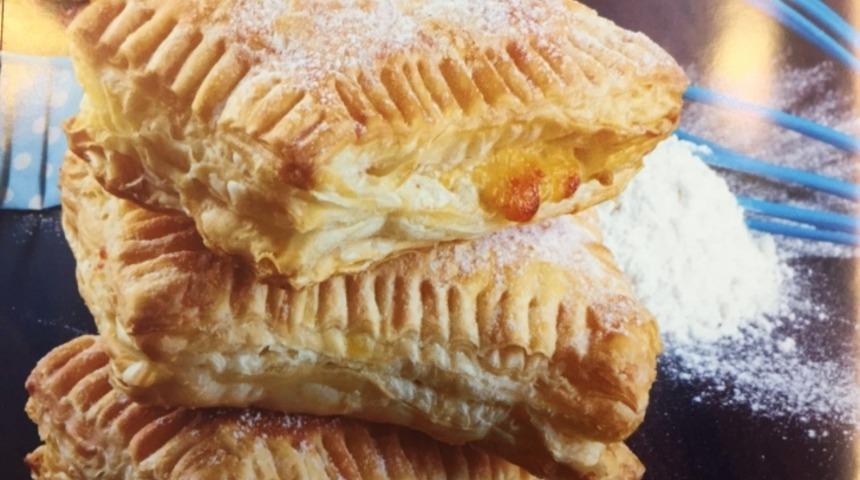 Pudra Şekerli Mozzarella Pie