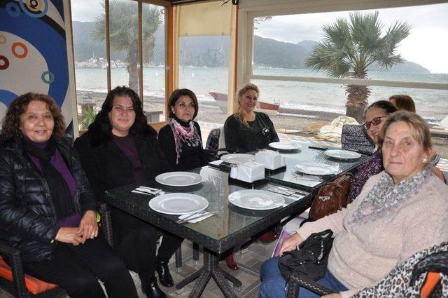 Marmaris’te Kadın Müdürler Kahvaltıda Buluştu