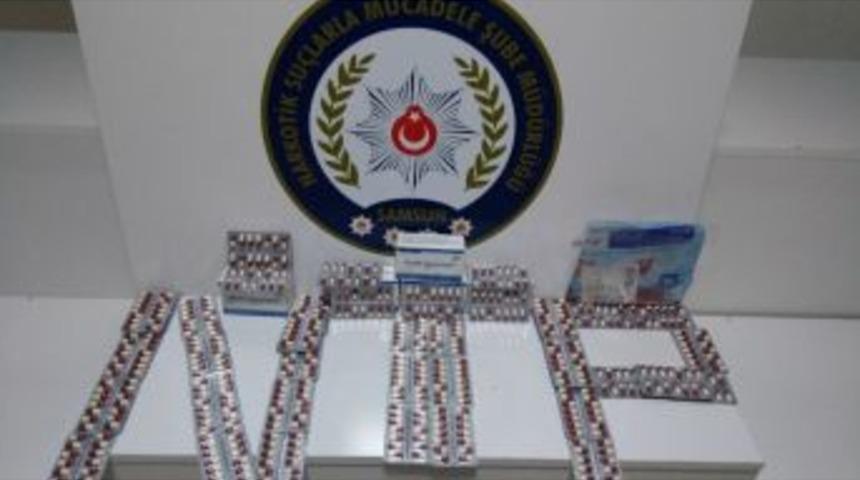 Uyuşturucu Etkili Haplarla Yakalandı