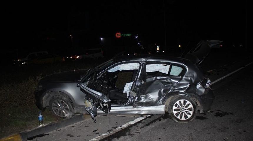 Antalya&rsquo;da Trafik Kazası: 4 Yaralı