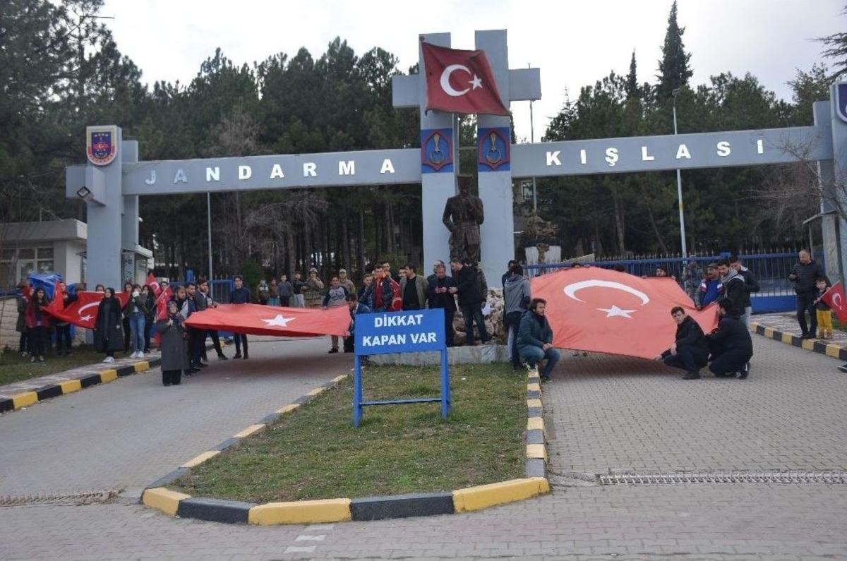 Afrin İ&ccedil;in Bir Oldular