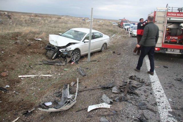 Malazgirt’te Feci Kaza: 2 Ölü, 6 Yaralı