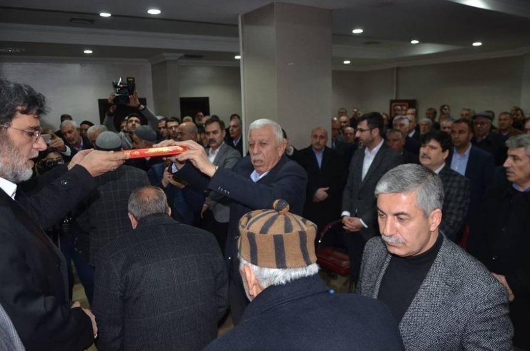 Tatvan&rsquo;da Husumetli İki Aile Barıştırıldı