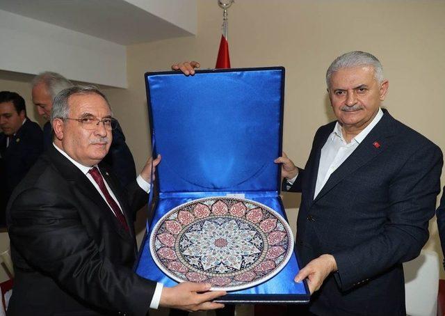 Başbakan Yıldırım: "ak Parti İktidarıyla Kadınlar Toplumun Her Kesiminde Daha Fazla S&ouml;z Sahibi Olmaya Başladı" 2