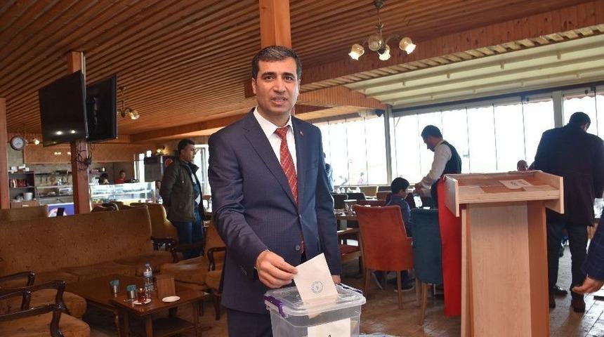 Kahta&rsquo;da Emlak&ccedil;ılar Derneği Kuruldu