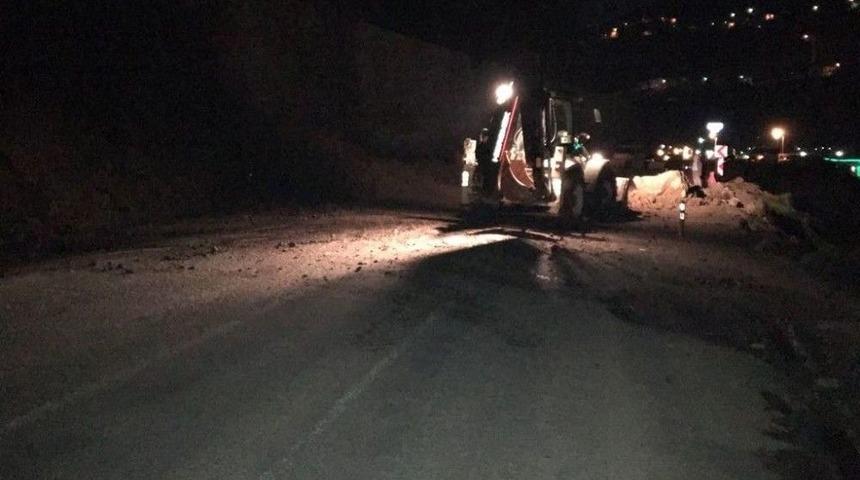 Trabzon&rsquo;da Toprak Kayması