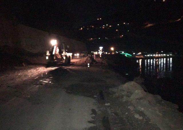 Trabzon&rsquo;da Toprak Kayması 2