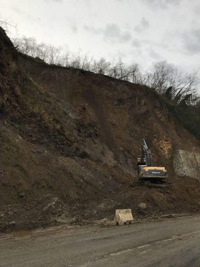 Trabzon’da Kapanan Yol Ulaşıma Açıldı