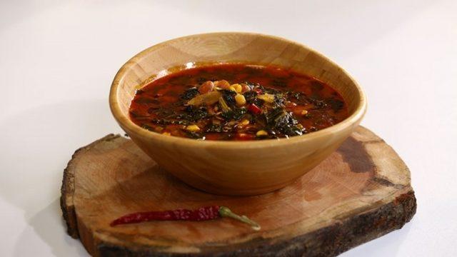 Kızmızı Pancarlı Karalahana Çorbası