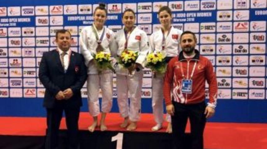 G&uuml;lkader Şent&uuml;rk Avrupa İkincisi