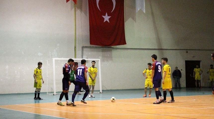 Futsal Turnuvasına Yoğun İlgi