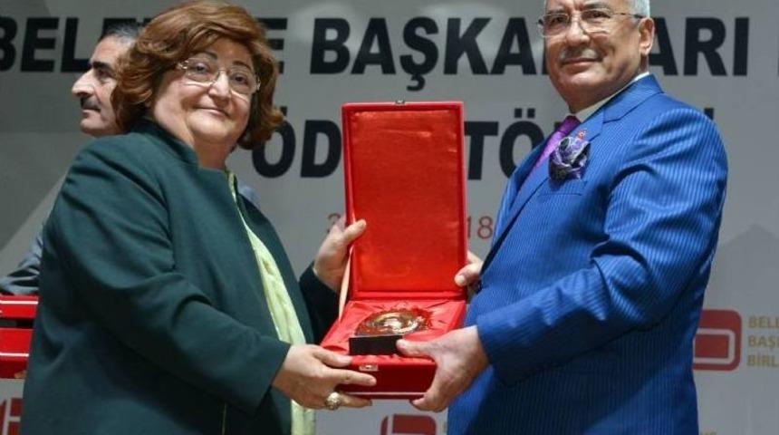 Akdeniz&rsquo;in En Beğenilen Başkanı Kocamaz Oldu