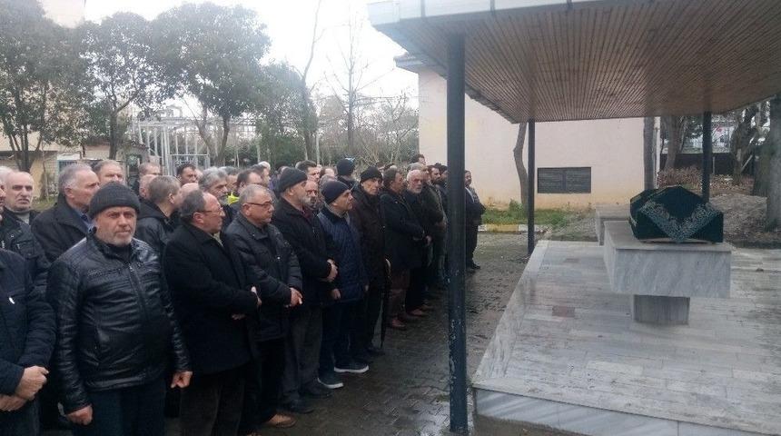 (&ouml;zel) Kartal&rsquo;da Hafriyat Kamyonunun Altında Ezilen Kadın, Son Yolculuğuna Uğurlandı