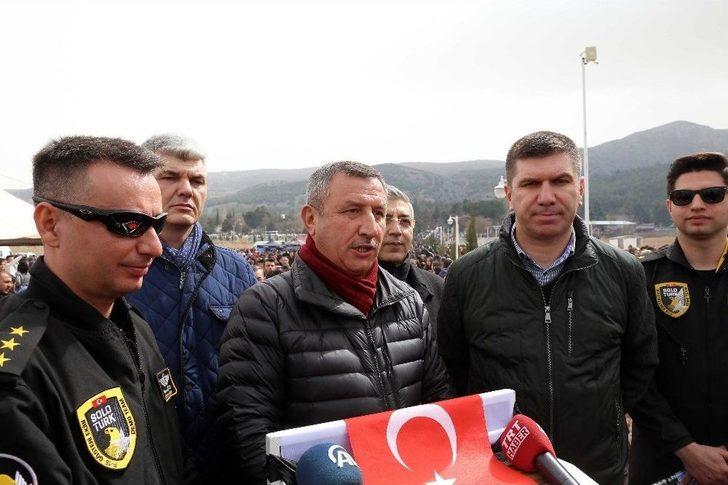 Solotürk, Atatürk’ün Burdur’a Gelişi İçin Uçtu G4