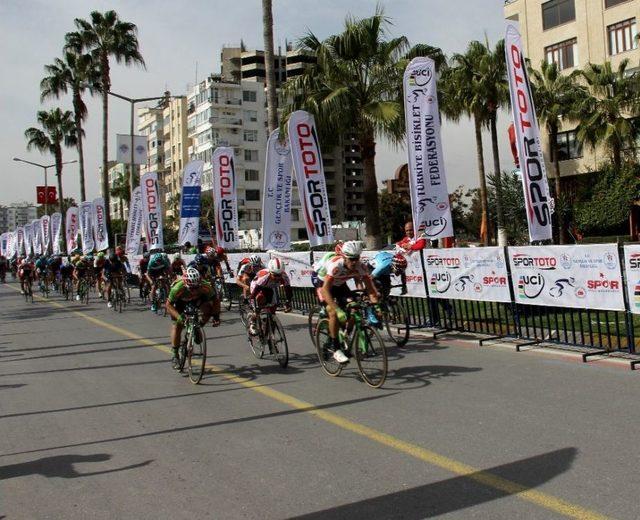 ’1. Uluslararası Akdeniz Bisiklet Turu’ Sona Erdi