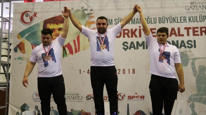 Naim S&uuml;leymanoğlu Halter Şampiyonası