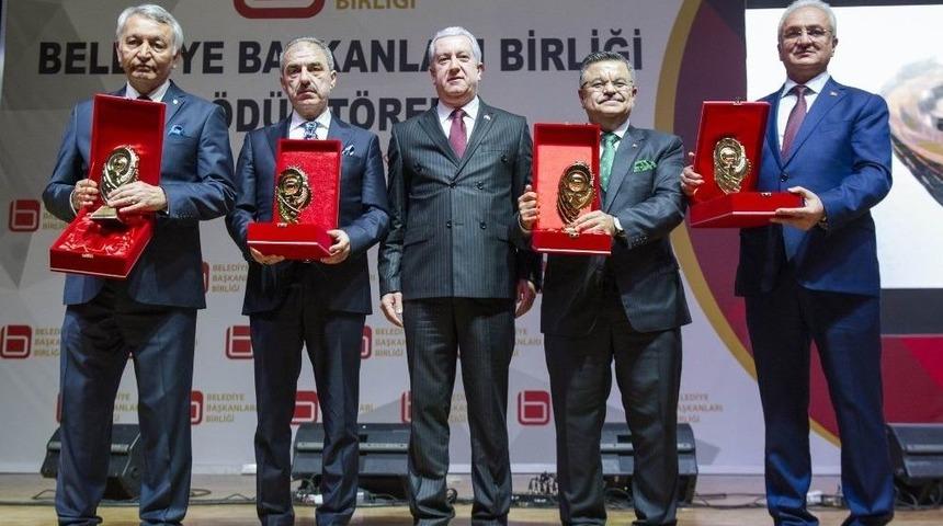 Belediye Başkanları Birliğinden Başkan Başsoy’a 3 Ödül