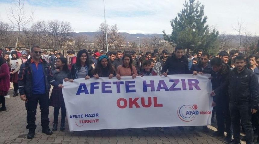 Okullarda Deprem Tatbikatı