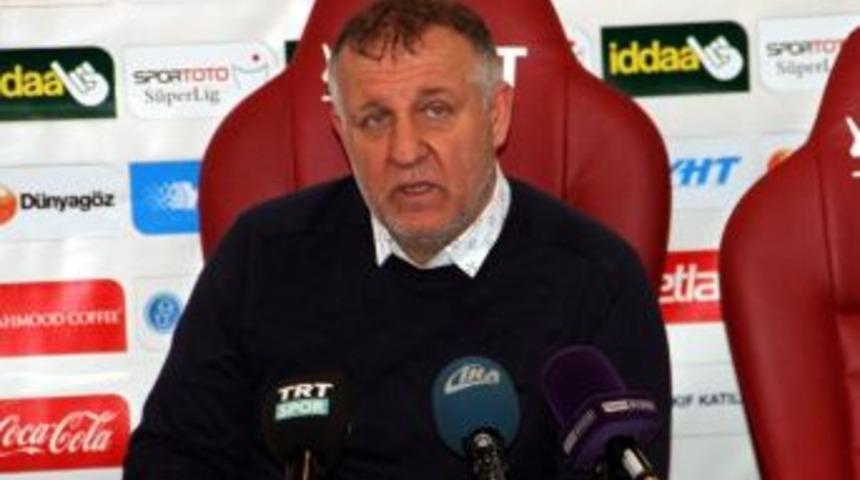 Mesut Bakkal: "bu Moralin Başakşehir Ve G&ouml;ztepe Ma&ccedil;larına Yansıyacağını D&uuml;ş&uuml;n&uuml;yorum"